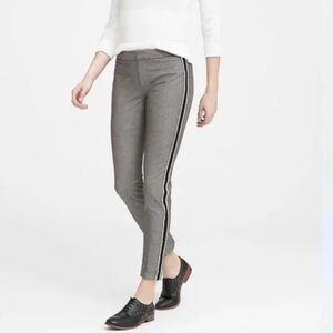Like New Gray and Black Side Stripe Banana Republic Sloan Fit Pants, size 4